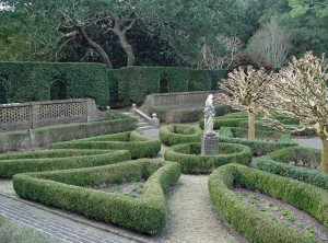 elizabethan.sunken.garden1x