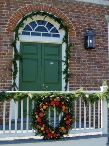wburg.wreath.multi.fruits